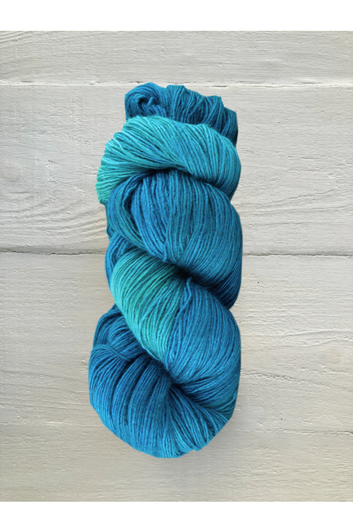 405 Peacock Plume