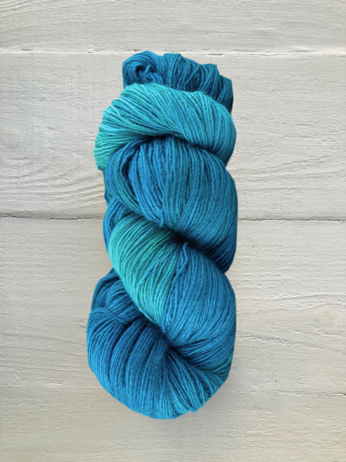 405 Peacock Plume