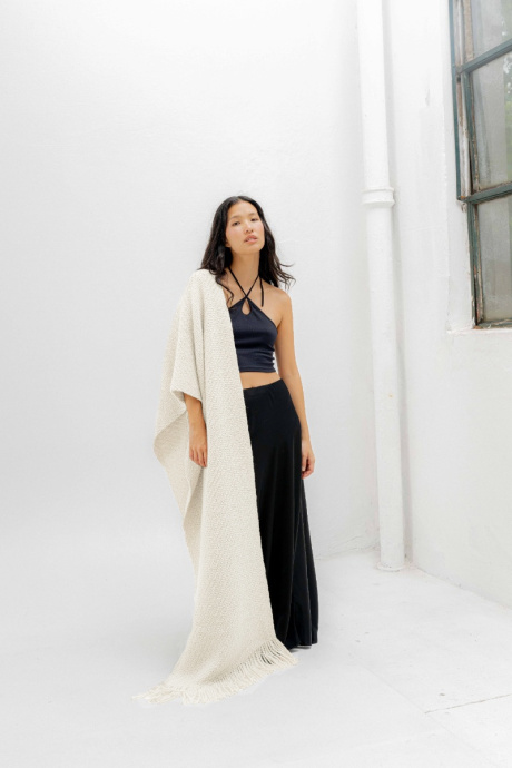 Shawl Huella in Off-White