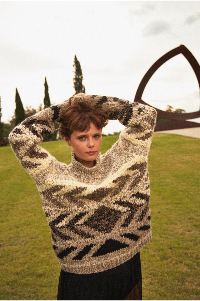 Isolda Sweater in Beige