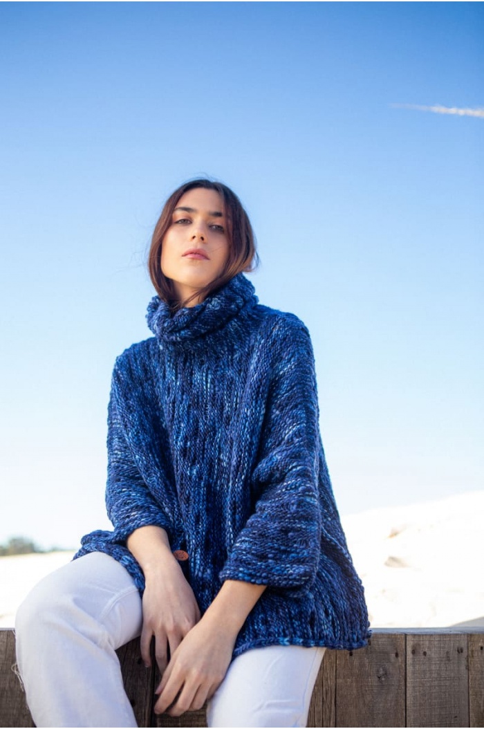 Sweater Poncho Swami in Blue