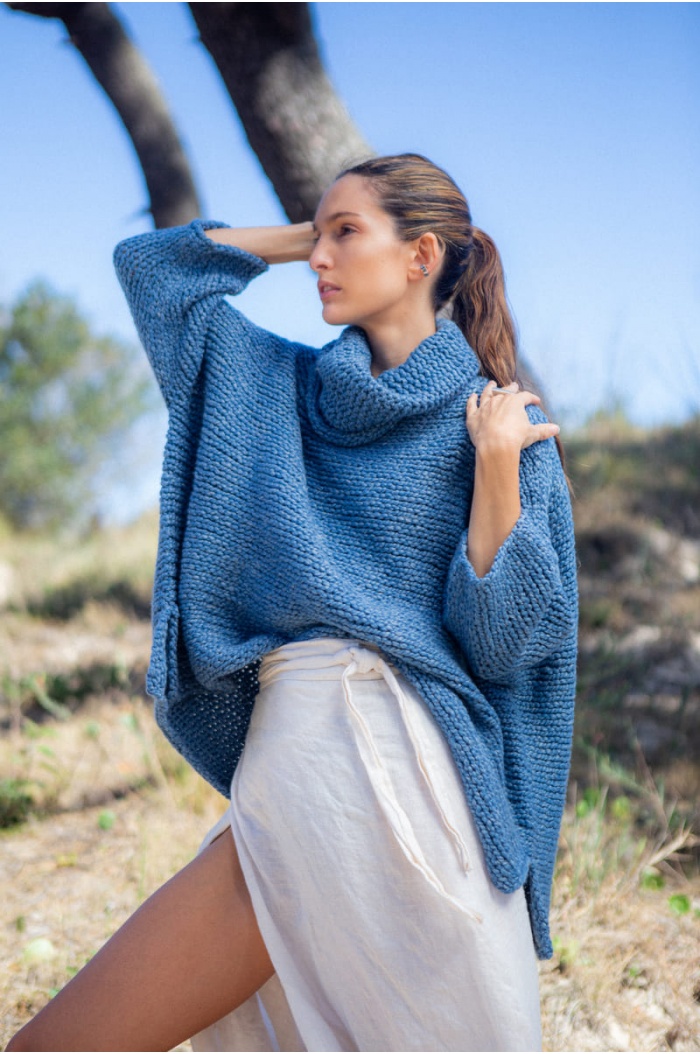 Sweater Poncho in Light Blue