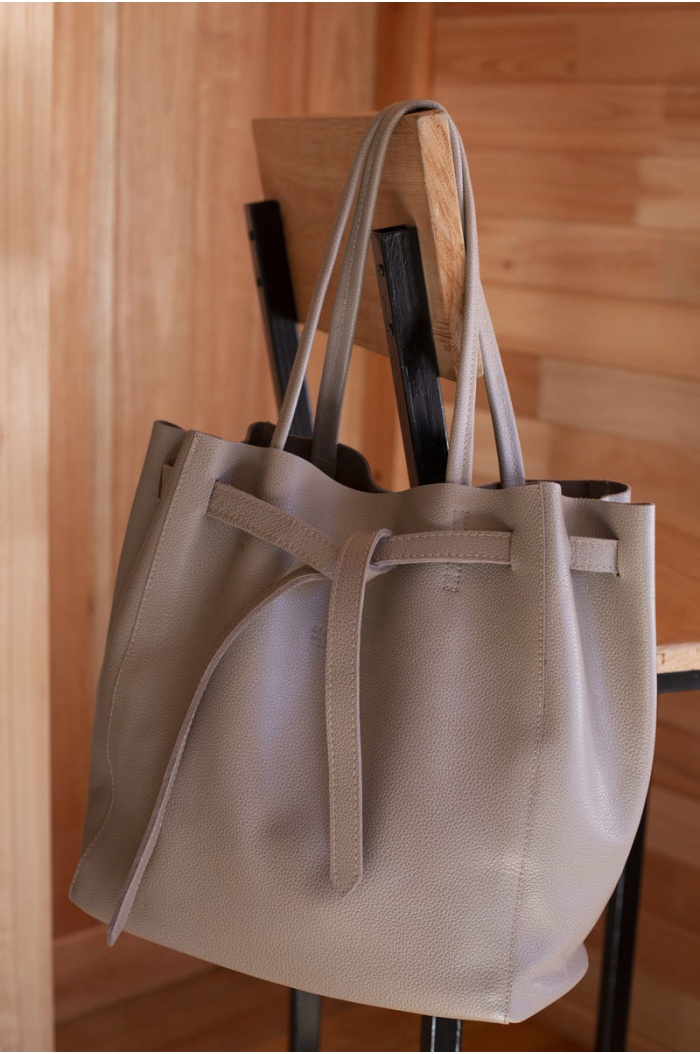 Leather Handbag with Ribbon Beige